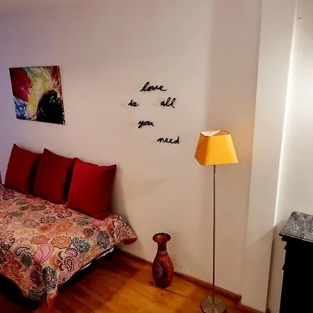 Apartment Rp House Perto Do Mar E Comercio Na Luisa Todi