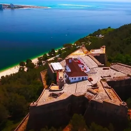 Rphouse 3 Setubal * Setúbal